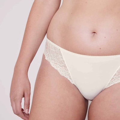 Culotte taille haute femme - Caresse - Naturel Simone Pérèle – Simone  Pérèle Belgique